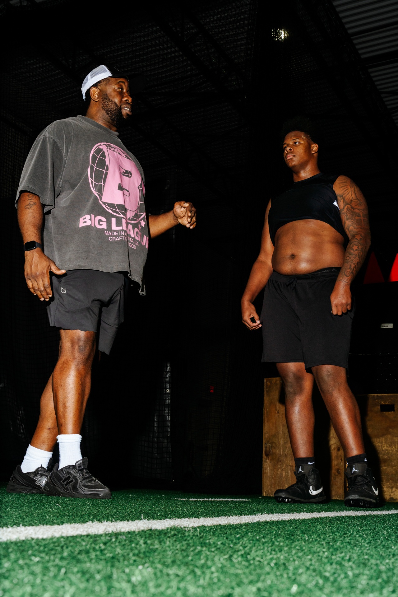 Big League OL athlete